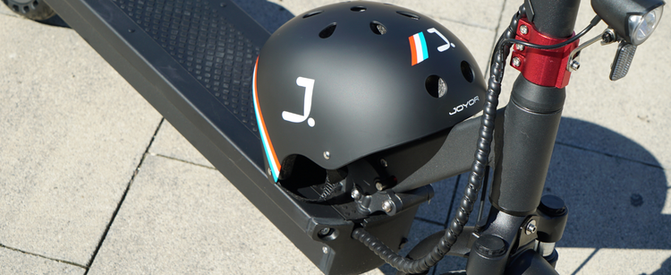 Mandatory and Recommended Equipment for Electric Scooters