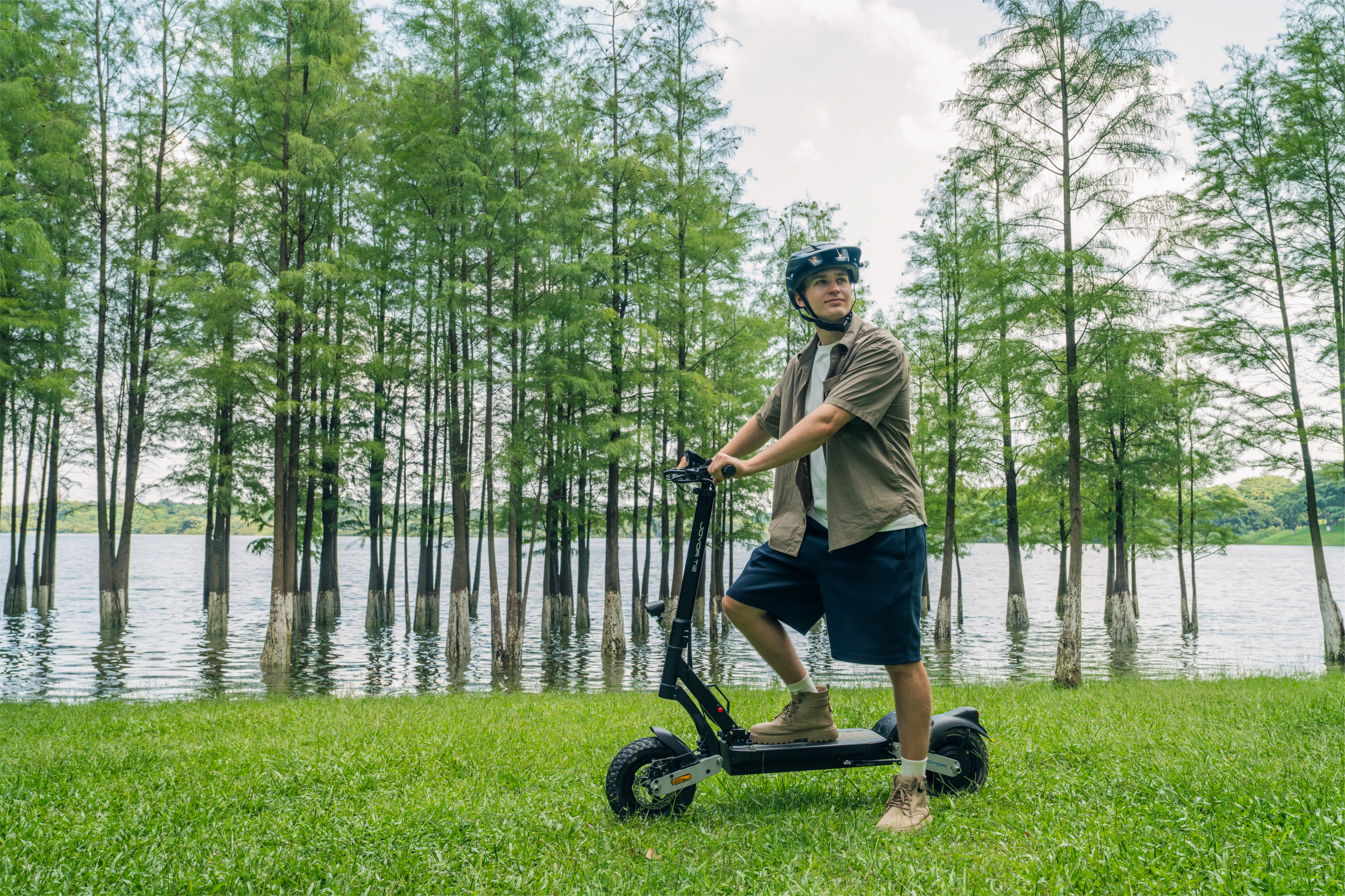 JOYOR T12 Electric Scooter – 800W Motor, 55 km Range + Smart App