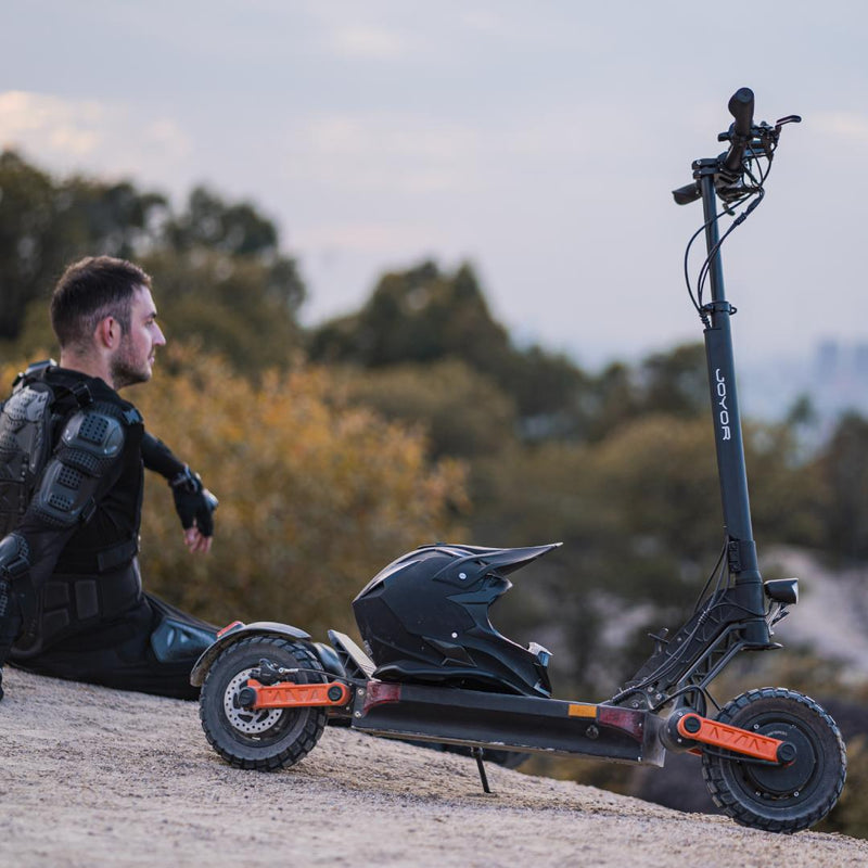 Chargez l&#39;image dans la visionneuse de la galerie,  Joyor S-PRO Trottinette Èlectrique certifié DGT, 1600W+ puissance maximale, autonomie de 90 km
