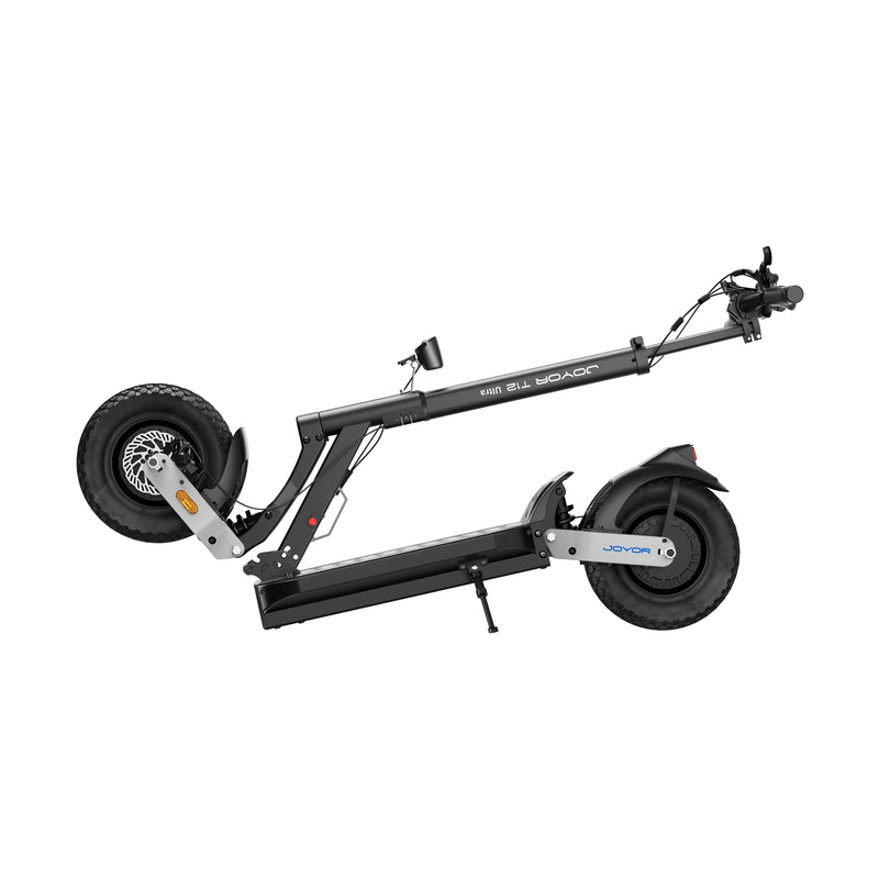 Carregue a imagem no visualizador da Galeria, T12 Ultra electric scooter in folded position for transport and storage
