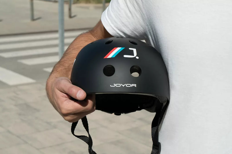 Load image into Gallery viewer, Black helmet Size M Joyor Pop Mobility Lifestyle 3

