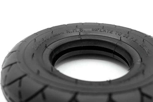 Electric scooter tyre tread pattern detail Joyor